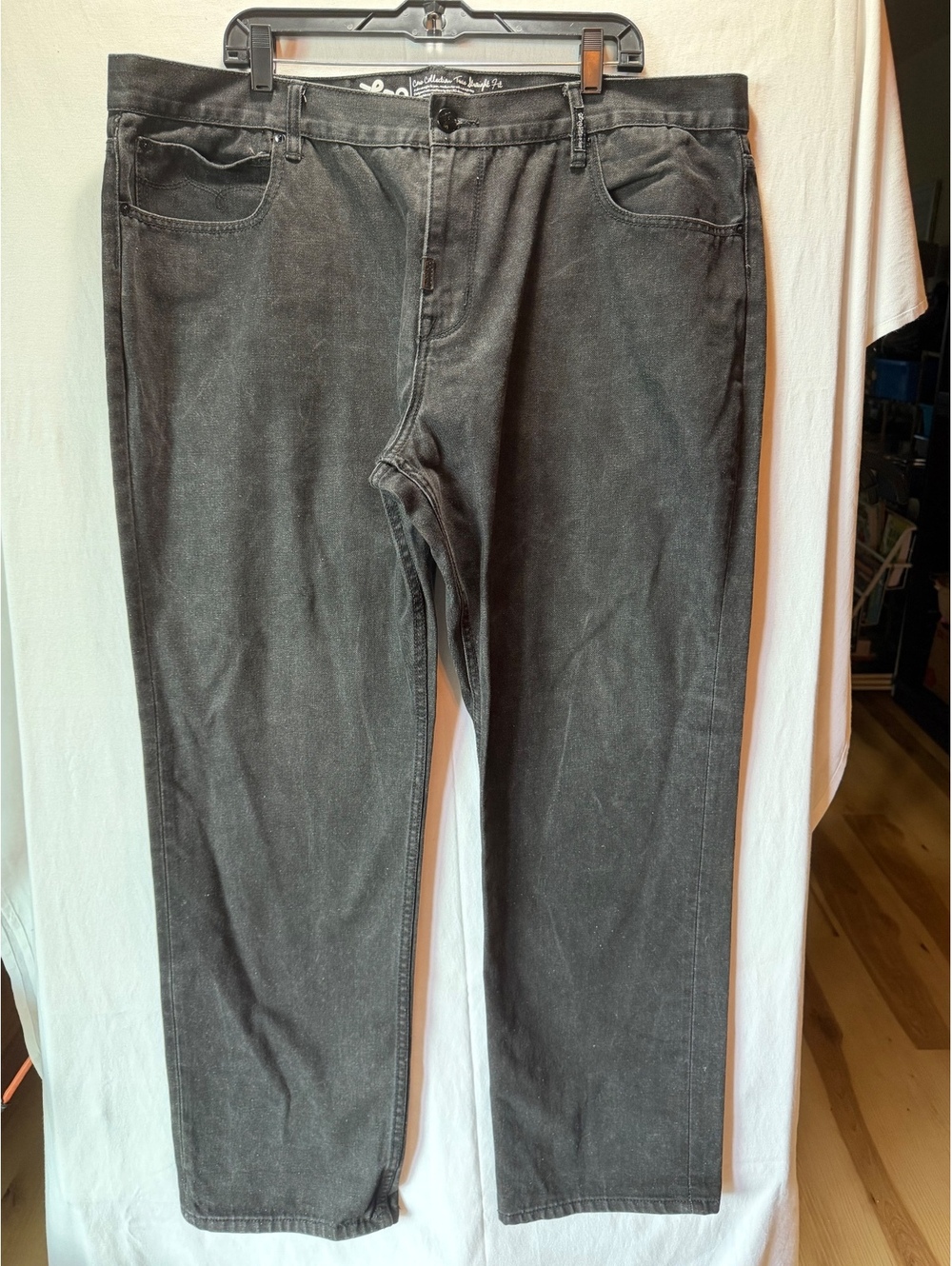 LRG Men's Black True Straight Fit Jeans